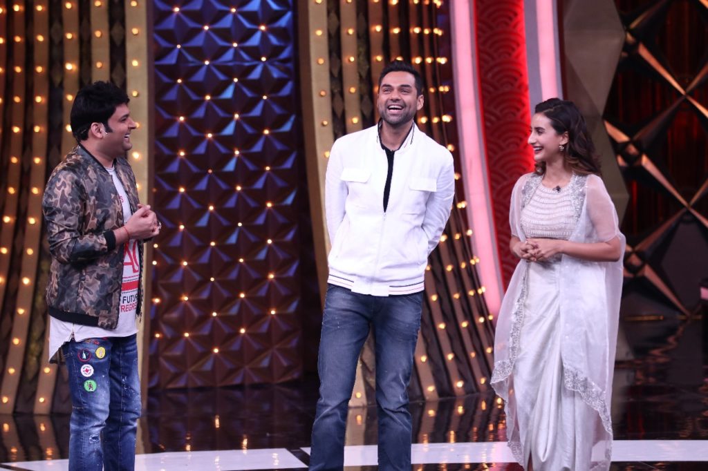 Abhay Deol and Patralekha in Family Time With Kapil Sharma - 7