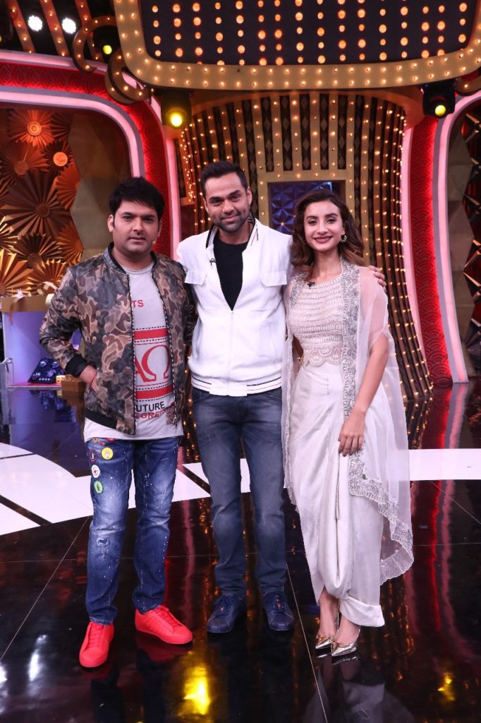 Abhay Deol and Patralekha in Family Time With Kapil Sharma - 9