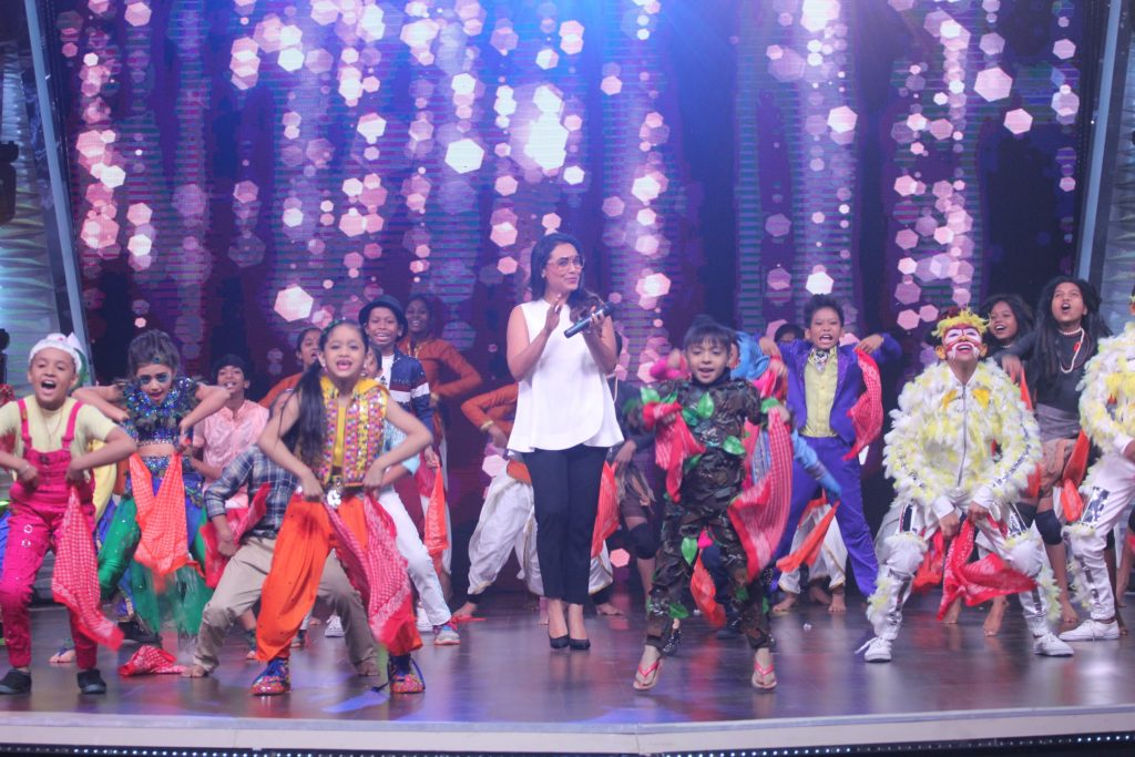 Rani Mukherjee on the sets of DID Li’l Masters - 5