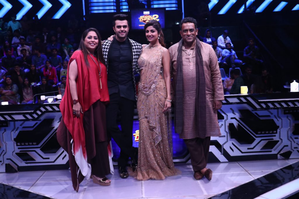 Super Dancer Chapter 2 brings in the Semi Finale episode with Baaghi 2 and Manish Paul - 2