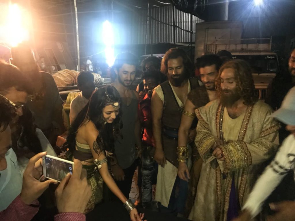 On sets celebration: Porus hits a century - 4