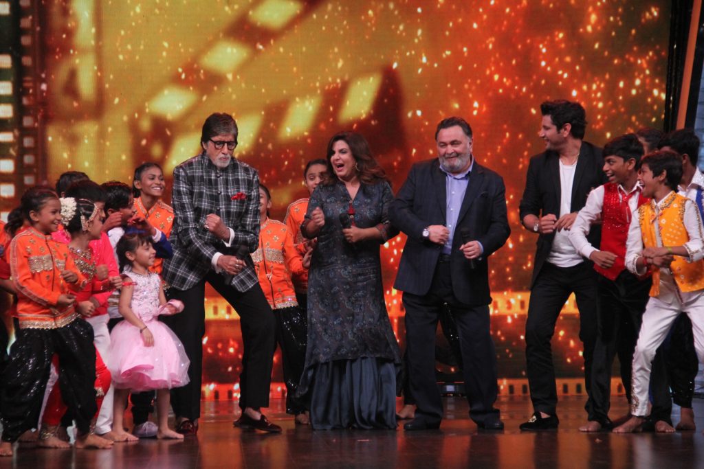 Amitabh Bachchan and Rishi Kapoor on the sets of DID Li’l Masters - 5