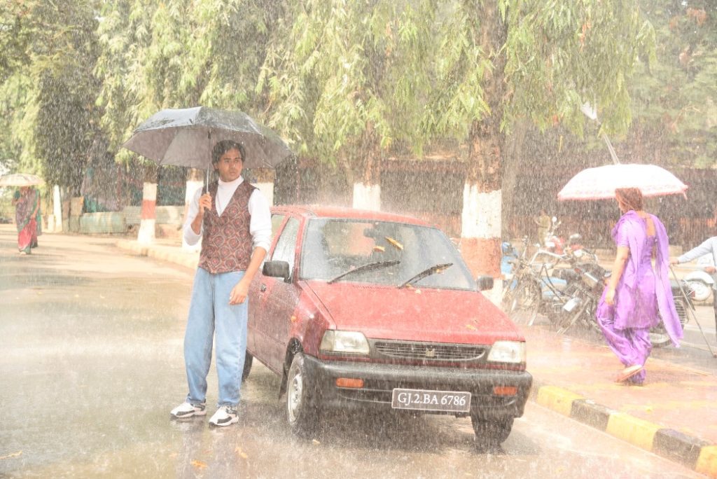 Sameer and Naina reminiscing their rain romance in Yeh Un Dinon Ki Baat Hai - 1