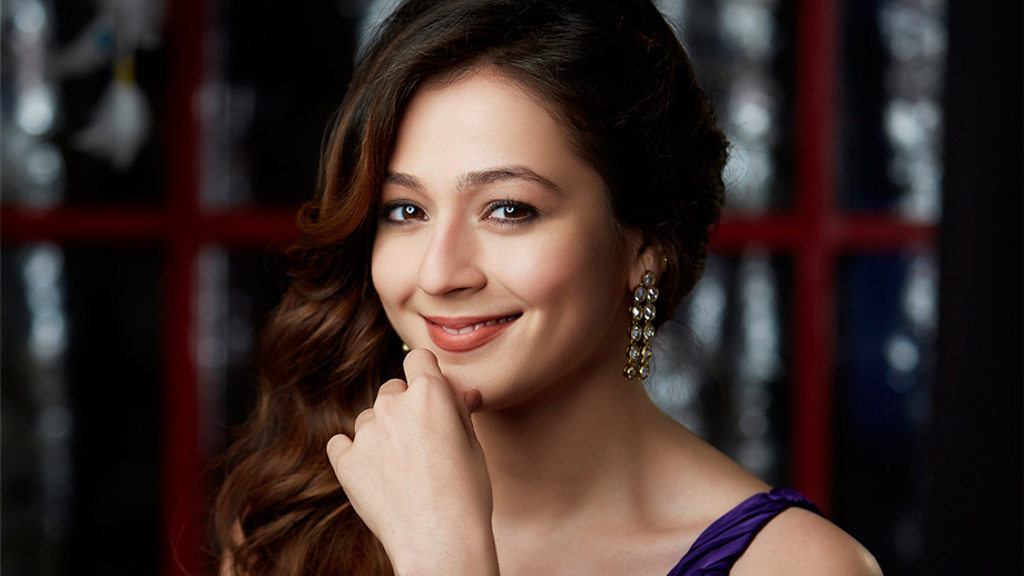 It is an issue kissing a guy on screen, and in Maaya 2, I had to kiss a girl - Priyal Gor