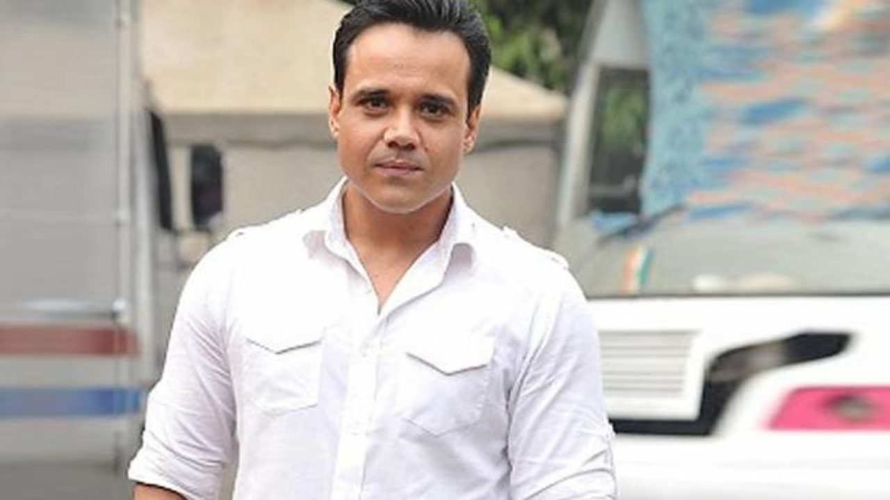 I represent a parochial male mindset in Roop, which needs to change - Yash Tonk