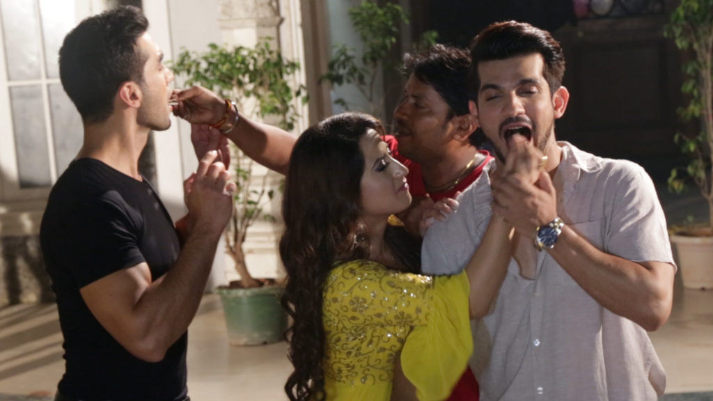 Ishq Mein Marjawaan celebrates the 200 episode milestone - 0