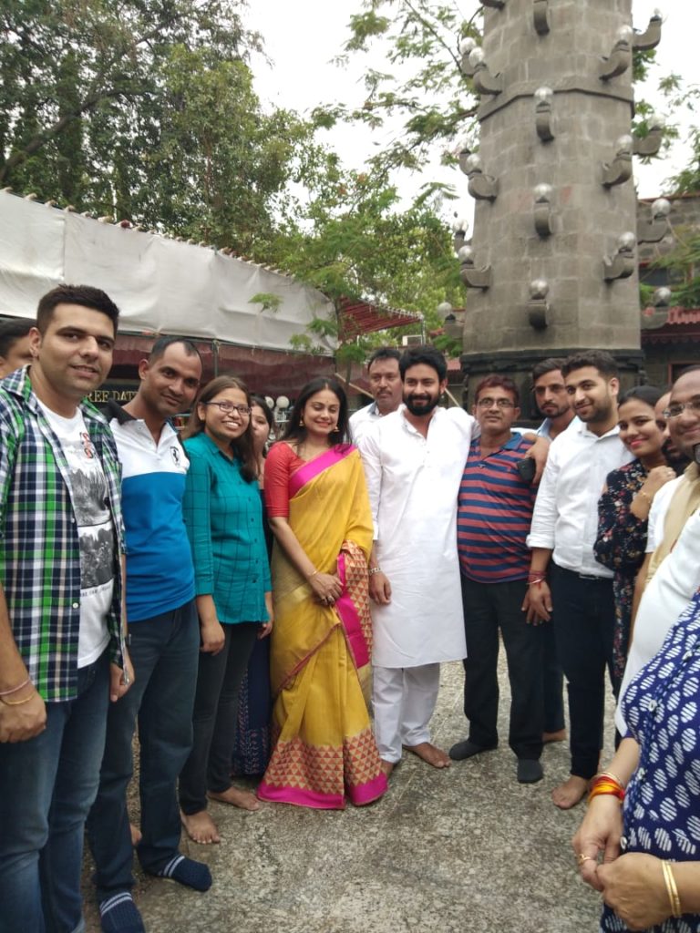 Mere Sai actors visit Shirdi along with contest winners - 8