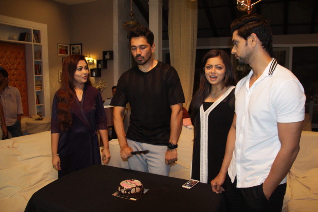 Silsila Badalte Rishton Ka cast welcomes Abhinav Shukla on the sets - 6