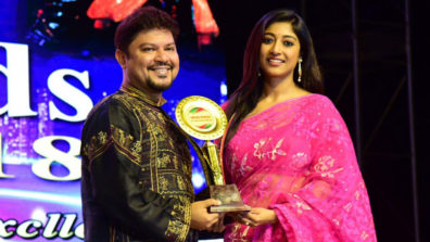 Paoli Dam honours Ram Kamal with Bengal Youth Award as Best Author