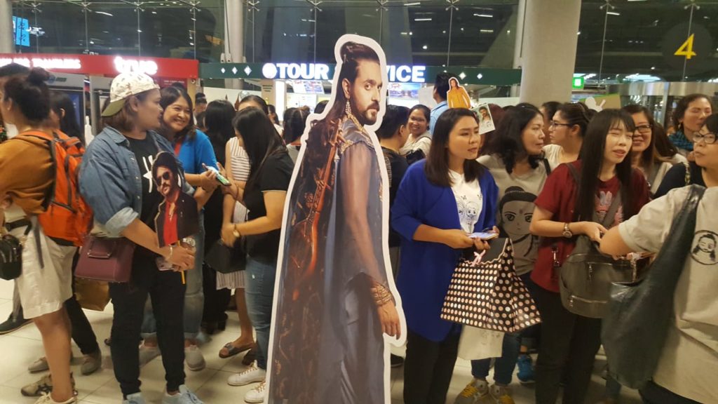 Ashish Sharma and Archana Taide get a warm welcome at Bangkok airport - 3