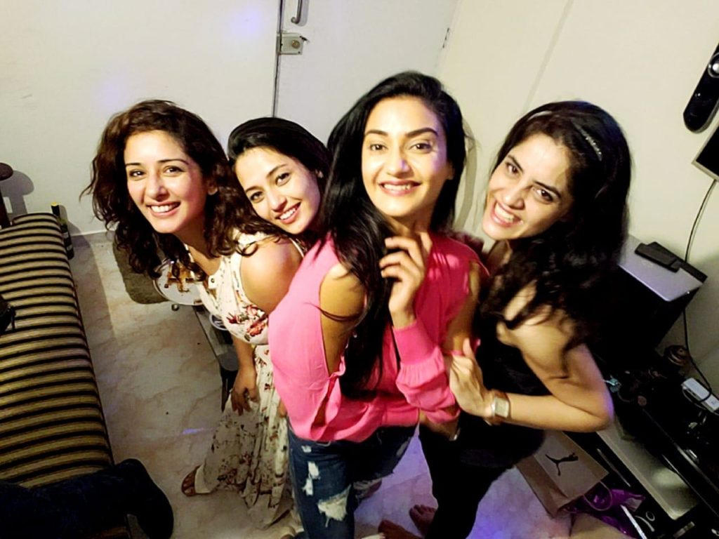 Suhani Dhanki’s birthday celebration on Porus set - 5