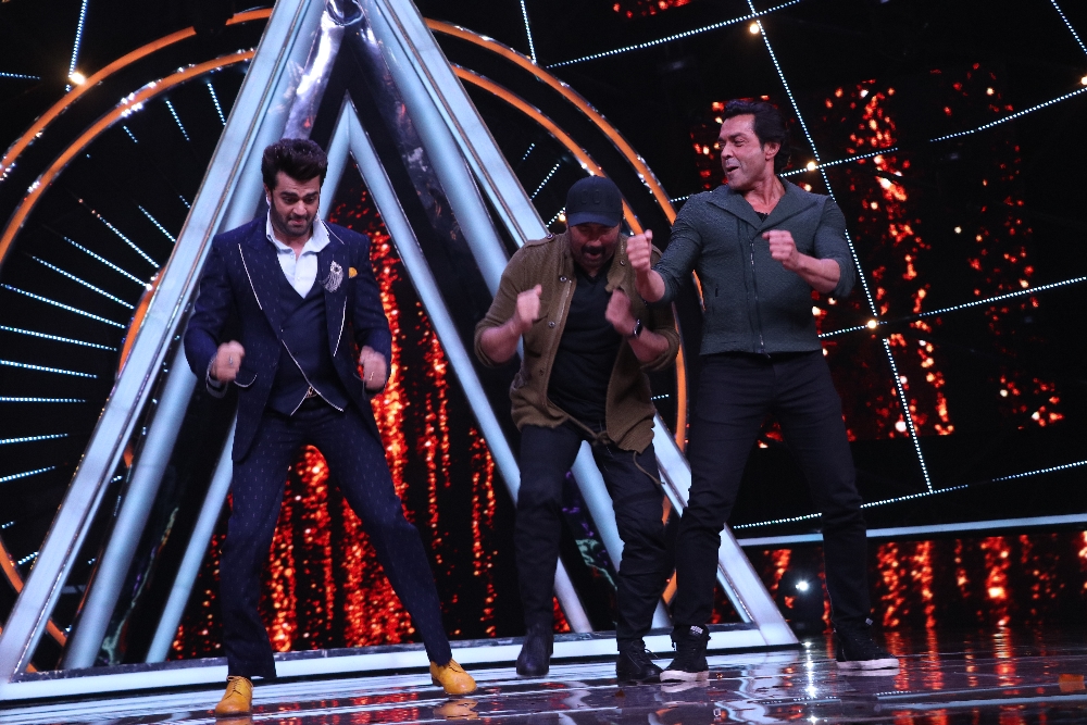 Indian Idol 10 go all Yamla Pagla Deewana! - 0