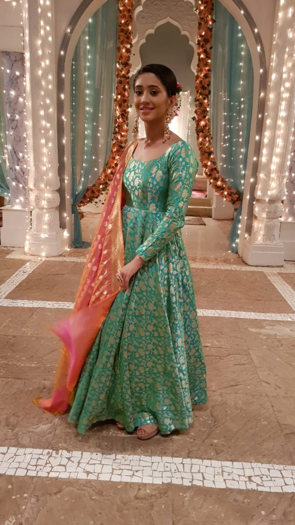 Yeh Rishta Kya Kehlata Hai Mehendi Function Pics - 4
