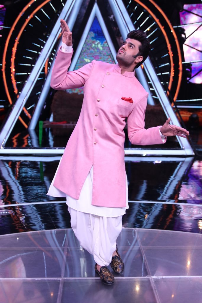 Indian Idol 10 celebrates Independence Day - 10