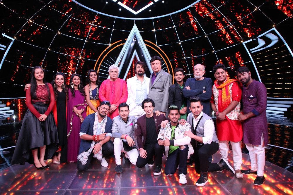 Indian Idol 10 salutes the Indian Army with Team Paltan - 2