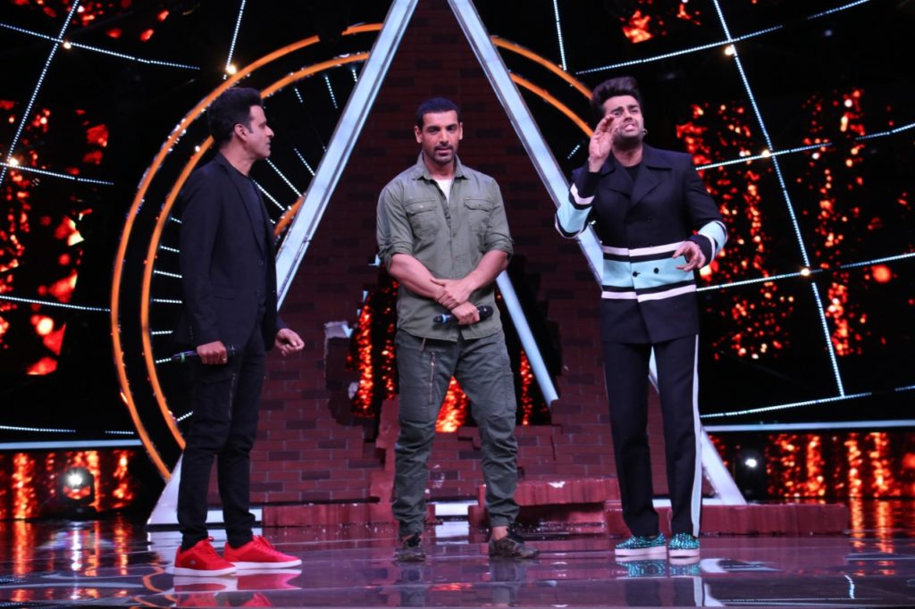 Sonakshi Sinha, Jassi Gill, John Abraham and Manoj Bajpai on Indian Idol 10 - 5