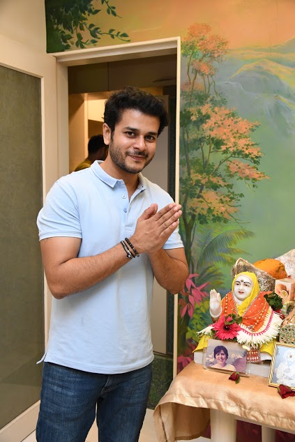 TV industry visits Sandiip Sikcand’s Ganpati - 3