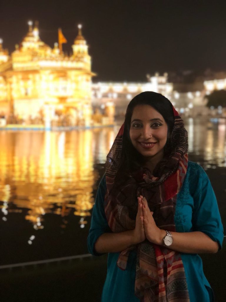 Indian Idol 10 contestants seek blessings at Amritsar’s Golden Temple - 4