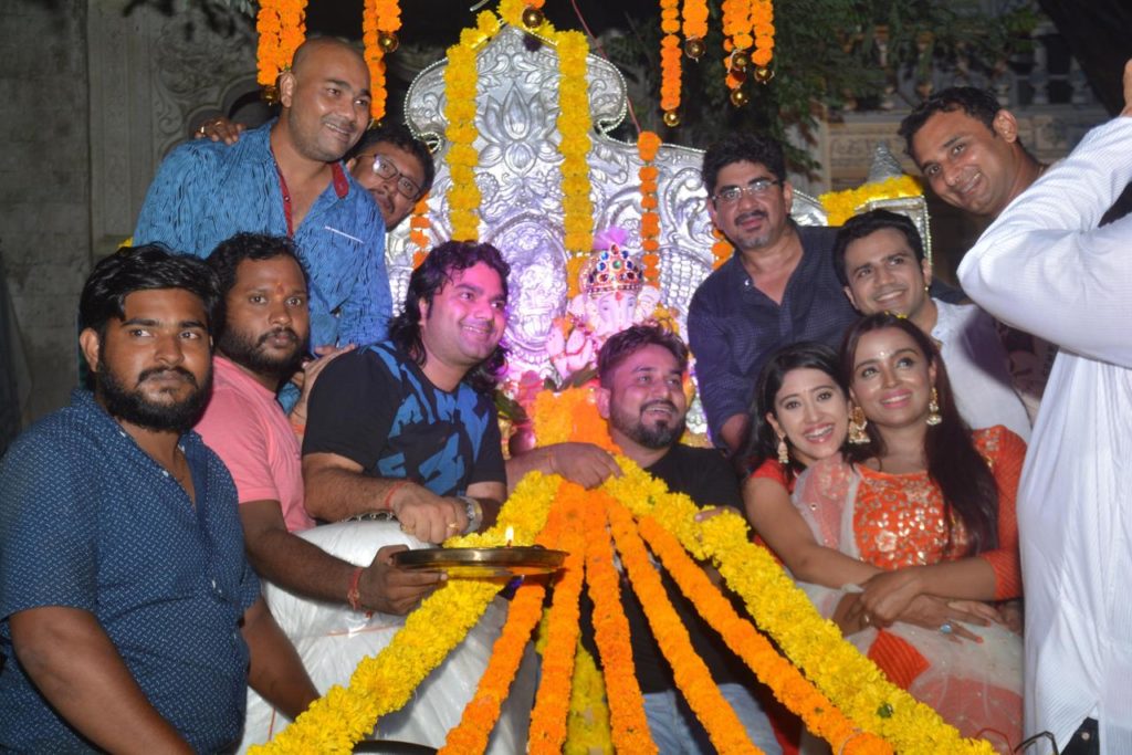 Ganpati visarjan on Yeh Rishta Kya Kehlata Hai sets - 4