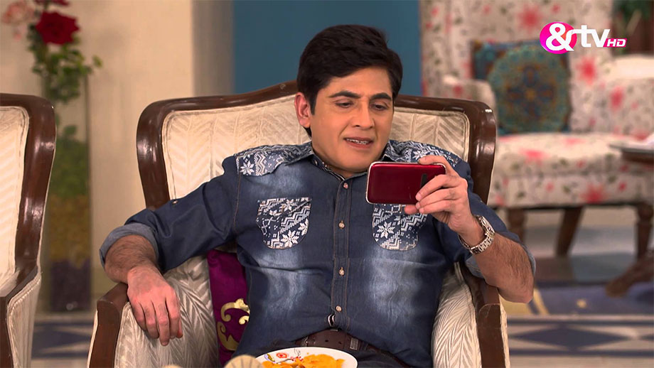 Vibhuti to get blackmailed in Bhabiji Ghar Par Hain