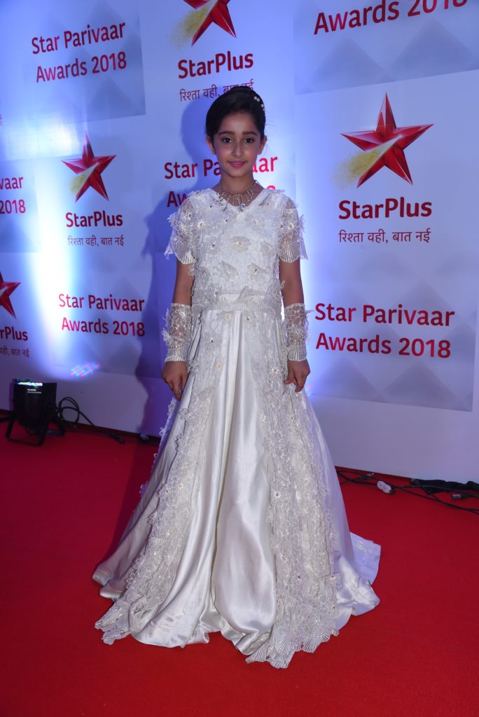 Celebs at Red Carpet: Star Parivaar Awards 2018 - 10