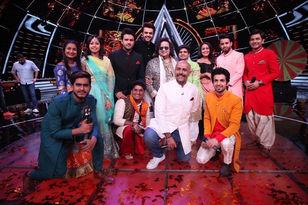 Ramdev Baba, Jawed Ali and Bappi Lahiri join Diwali special episode on Indian Idol 10 - 3