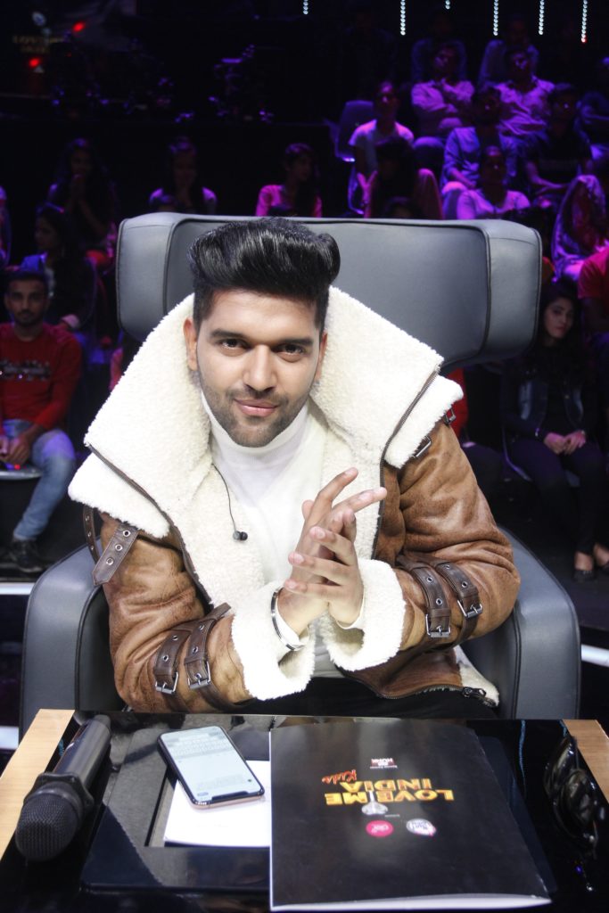 What Makes Guru Randhawa Our Absolute Favourite - 5