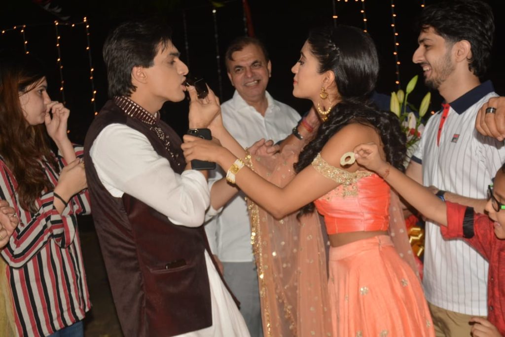 Mohsin Khan’s birthday celebration on the set of Yeh Rishta Kya Kehlata Hai - 5