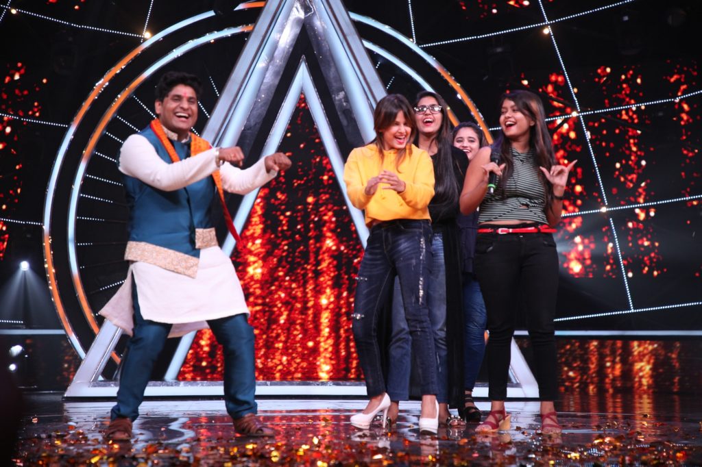 Fan Special episode on Indian Idol 10 - 7