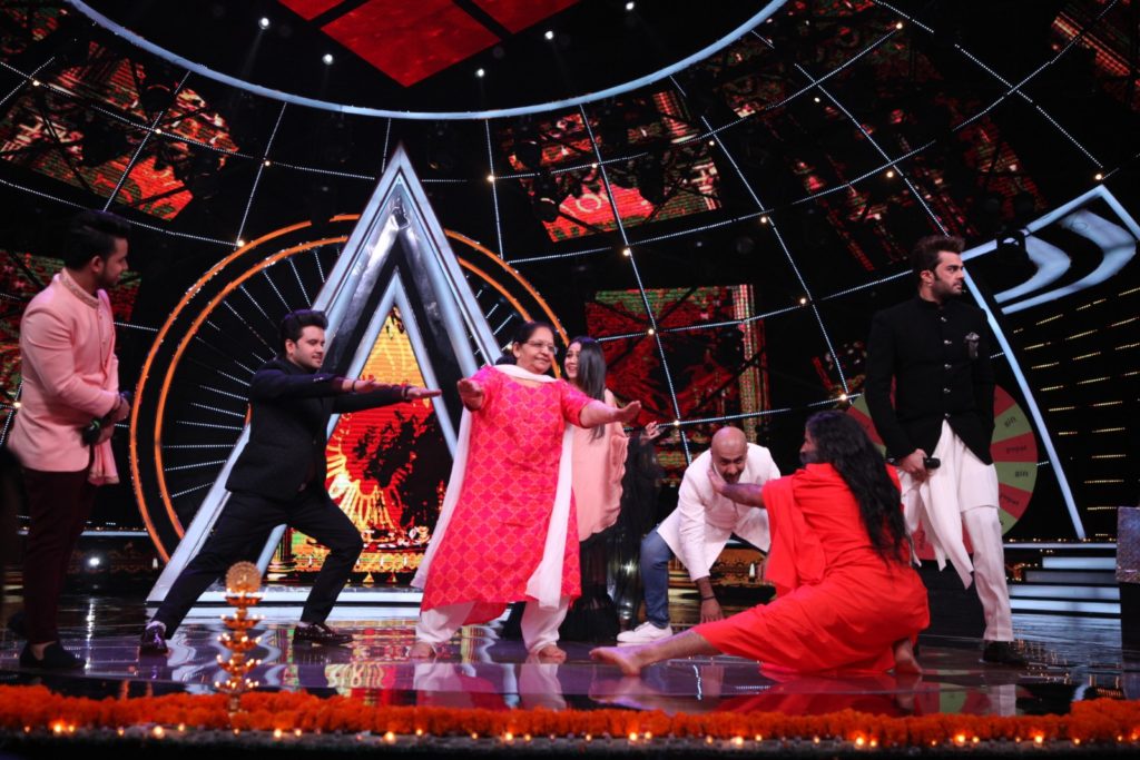 Ramdev Baba, Jawed Ali and Bappi Lahiri join Diwali special episode on Indian Idol 10 - 13