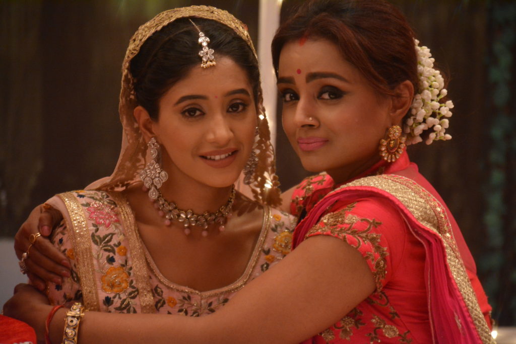 Wedding pics of Kartik and Naira! - 2