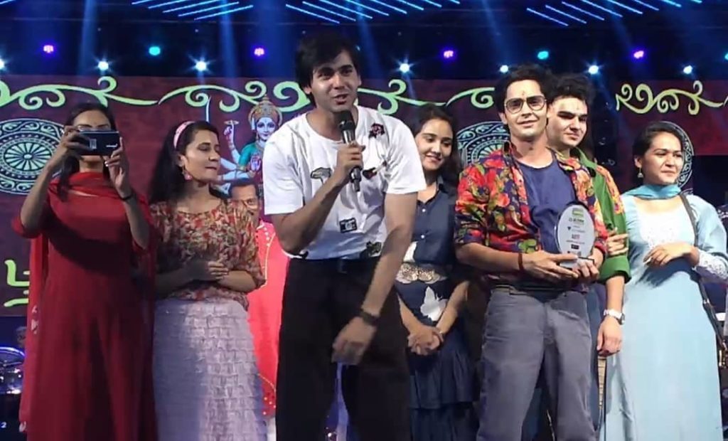 Yeh Un Dinon Ki Baat Hai cast celebrates Navratri festival! - 1