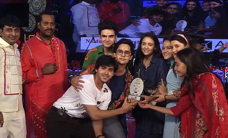 Yeh Un Dinon Ki Baat Hai cast celebrates Navratri festival! - 7