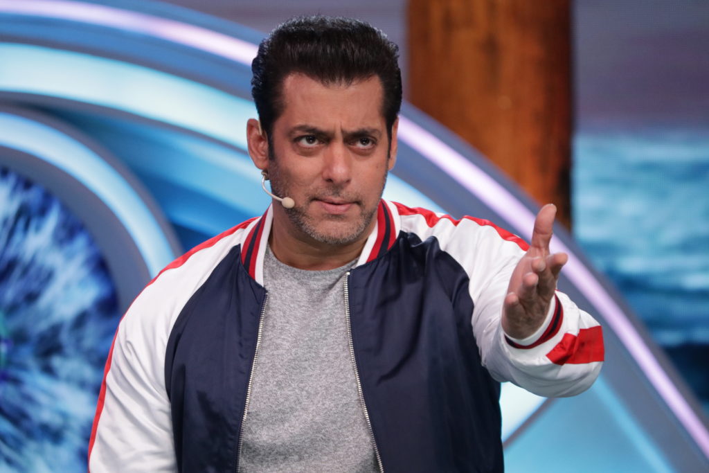 Preity Zinta meets Salman Khan in Bigg Boss 12 - 1