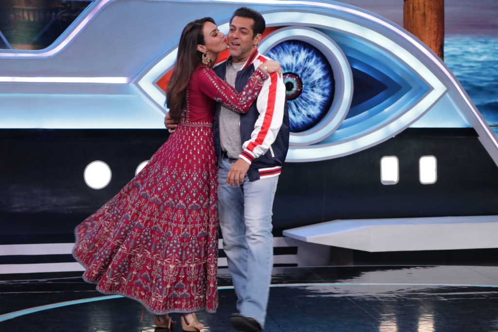 Preity Zinta meets Salman Khan in Bigg Boss 12 - 10