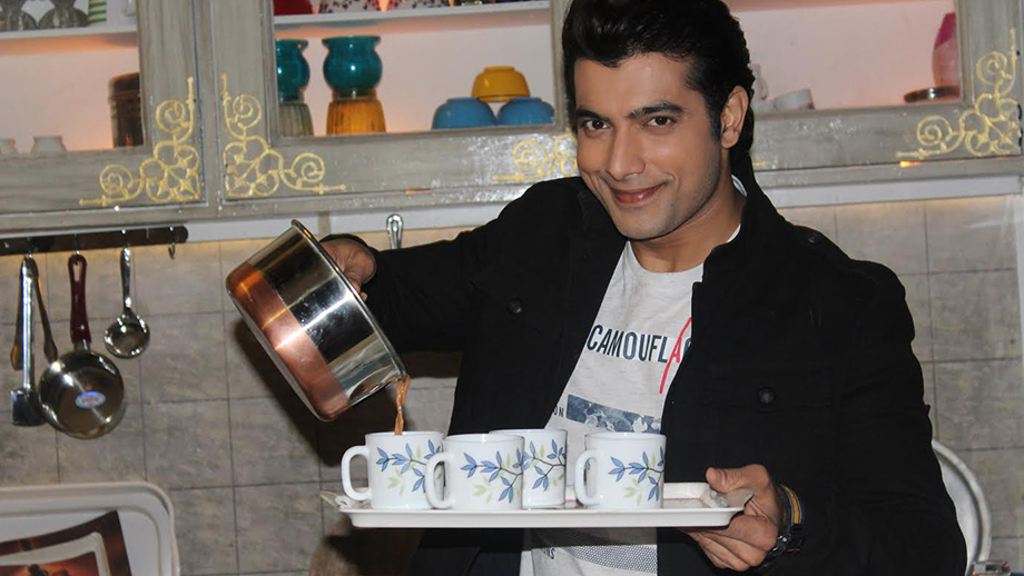 Ssharad Malhotra turns chaiwala on the set of Musakaan