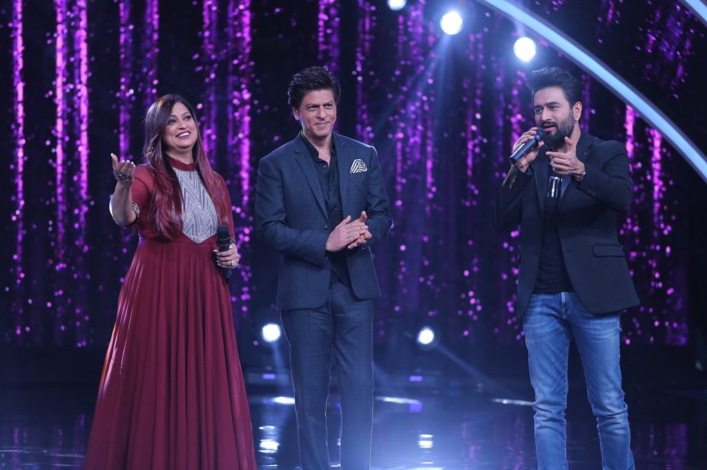 Shah Rukh Khan, Anushka Sharma, Katrina Kaif on Zee TV’s Sa Re Ga Ma Pa - 5