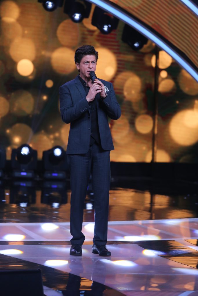 Shah Rukh Khan, Anushka Sharma, Katrina Kaif on Zee TV’s Sa Re Ga Ma Pa - 8