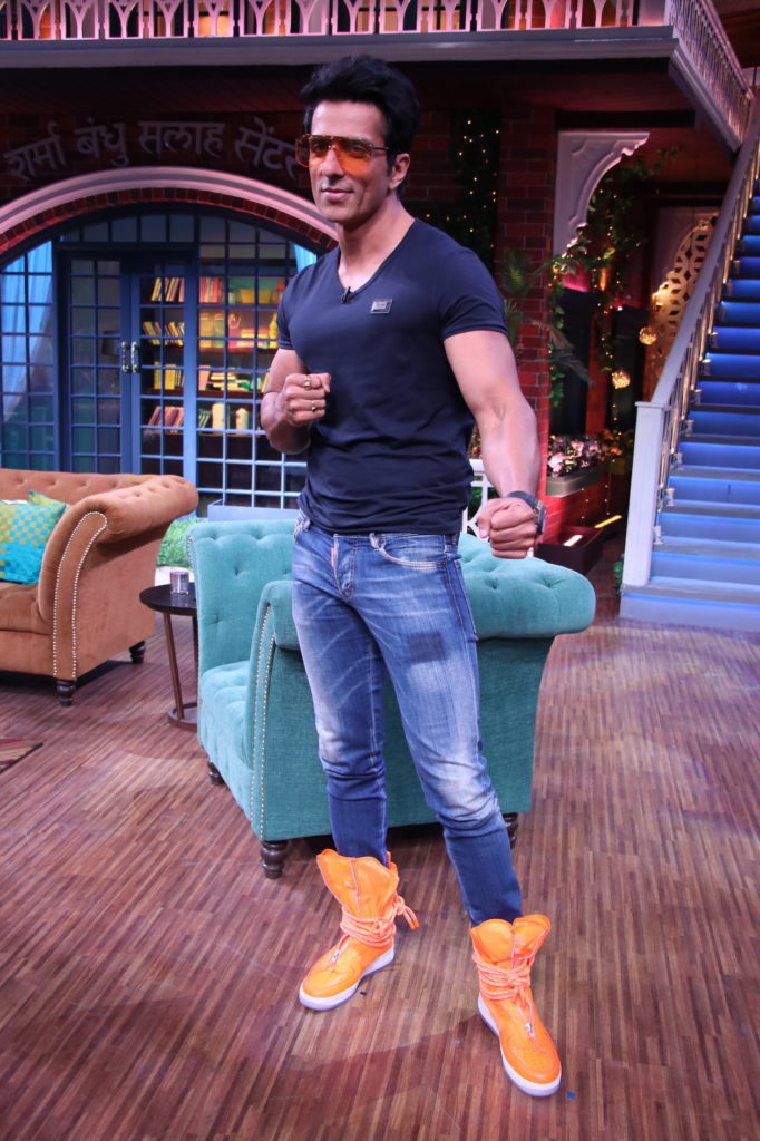 Ranveer Singh, Sara Ali Khan and Sonu Sood on the sets of The Kapil Sharma Show - 8