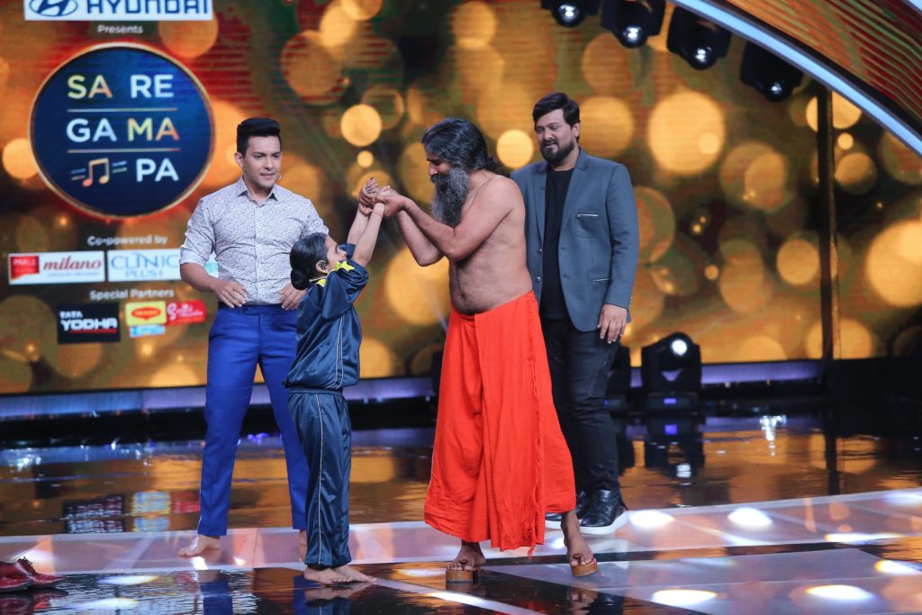 Baba Ramdev graces the sets of Sa Re Ga Ma Pa at the Pre-Finale episode - 3