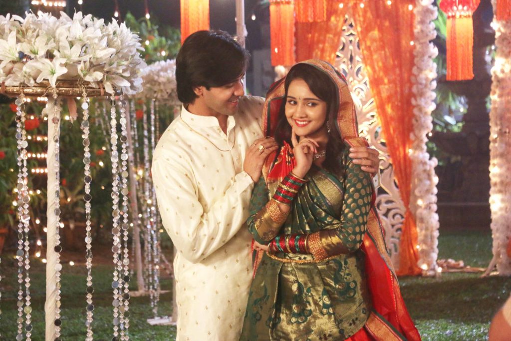 Sameer and Naina’s engagement pics from Yeh Un Dinon Ki Baat Hain - 0