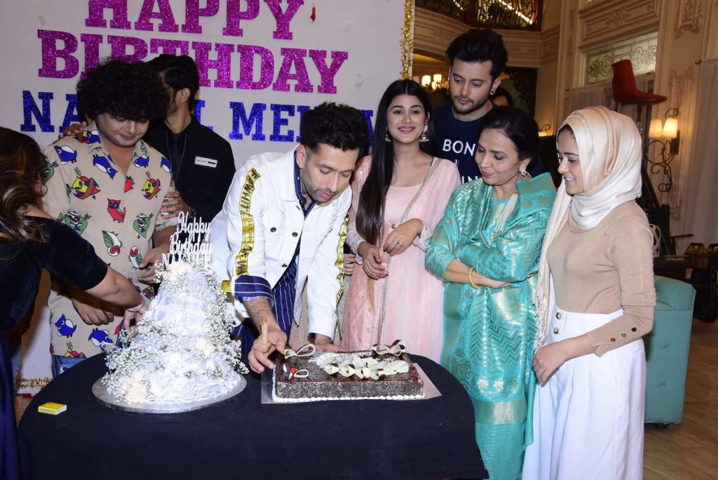 StarPlus: Fans surprise actor Nakuul Mehta for his birthday - 2