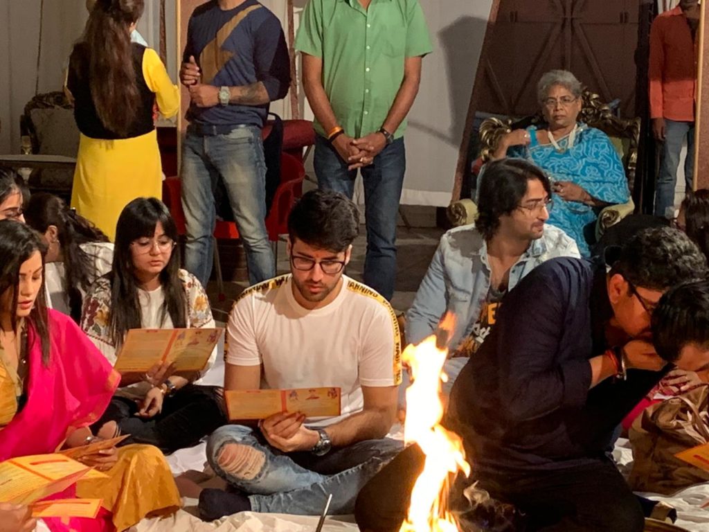 Rajan Shahi organizes Havan on the set of Shaheer Sheikh-Rhea Sharma starrer Yeh Rishtey Hai Pyaar Ke 1