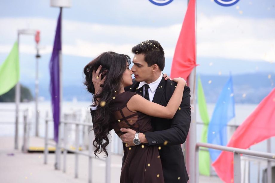 Yeh Rishta Kya Kehlata Hai: Kartik and Naira’s adorable romantic moments 834711