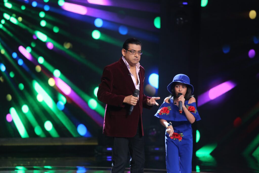 Bappi Lahiri, Amit Kumar and Dhvani Bhanushali on Sa Re Ga Ma Pa Li’l Champs - 0