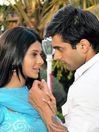 Blast from Past: When Dr. Armaan met Dr. Riddhima in Dill Mill Gaye 1