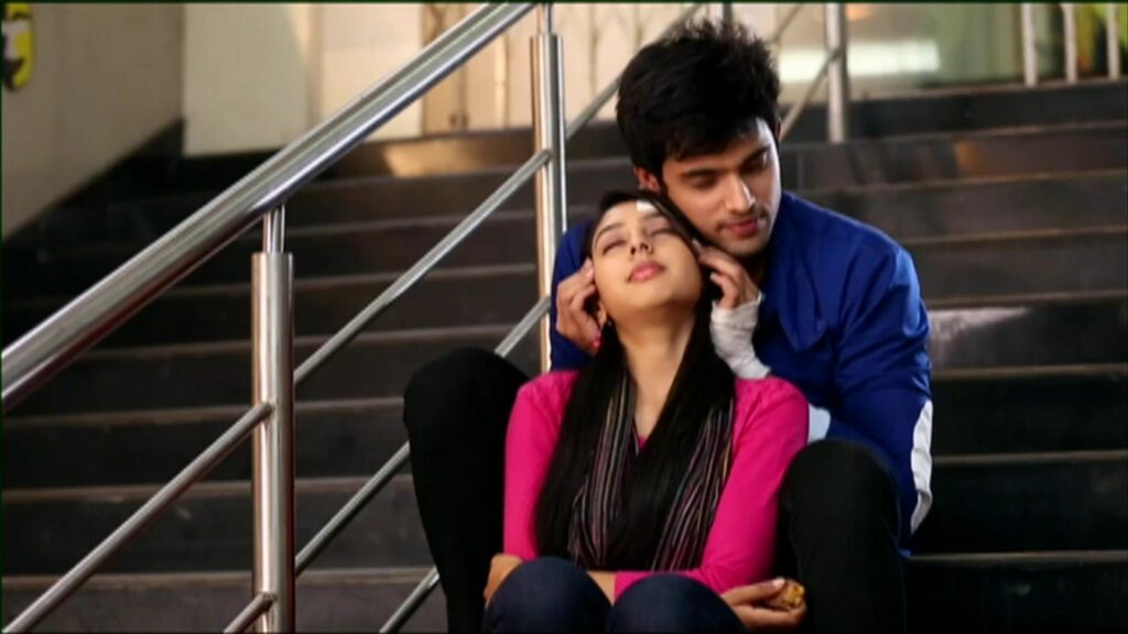 Kaisi Yeh Yaariaan: Manik and Nandini's love moments 3