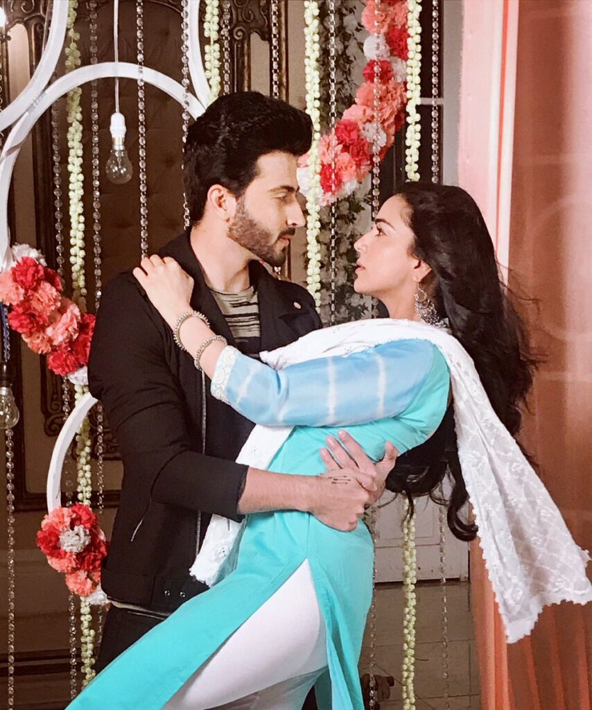 Kundali Bhagya’s Preeta and Karan make the cutest pair on telly - 3