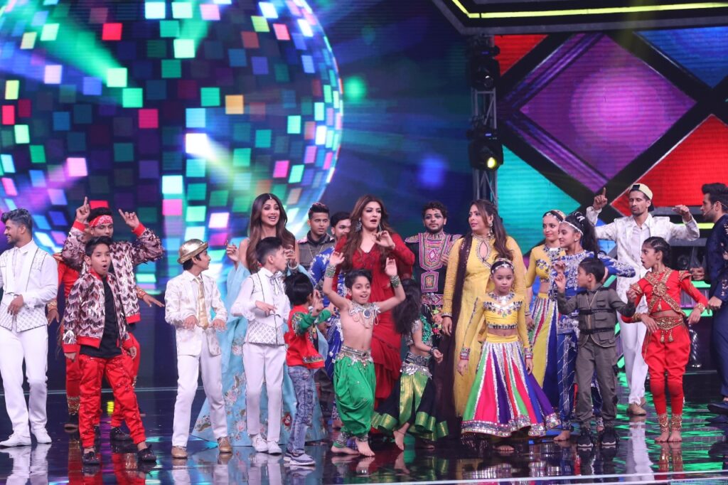 Raveena Tandon on Super Dancer Chapter 3 - 1