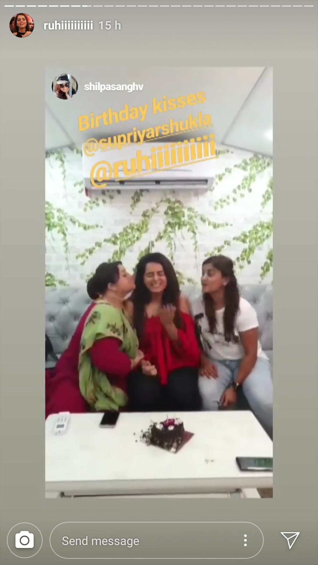 Ruhi Chaturvedi aka Sherlyn celebrates her birthday on Kundali Bhagya set 3